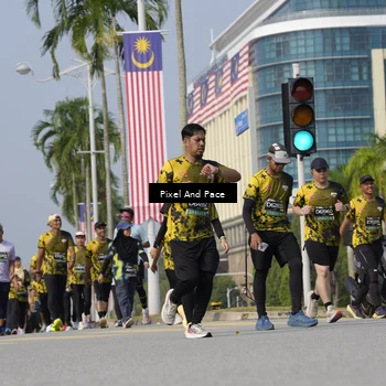 Runner Photo 6493879