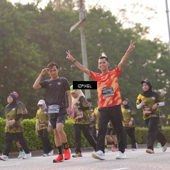 Runner Photo 6493897