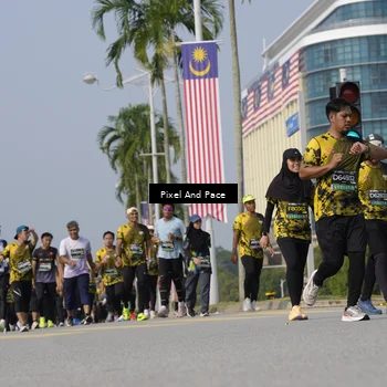 Runner Photo 6493901