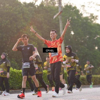 Runner Photo 6493909
