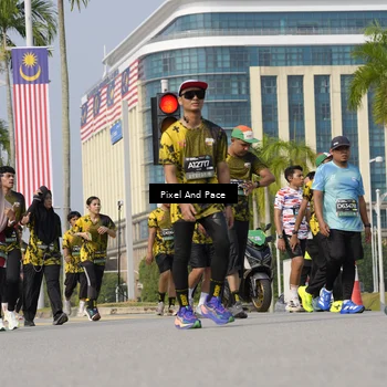 Runner Photo 6493956