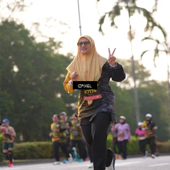 Runner Photo 6493992