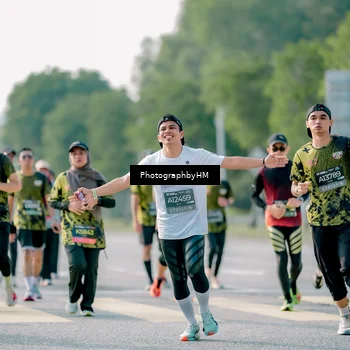 Runner Photo 6493996
