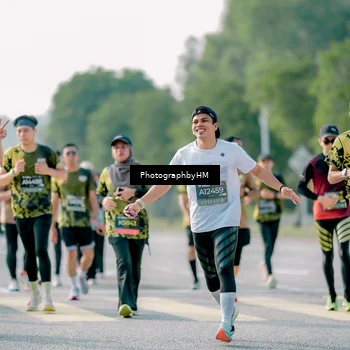 Runner Photo 6494004