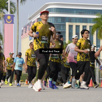 Runner Photo 6494014