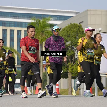 Runner Photo 6494021