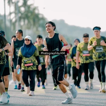 Runner Photo 6494024