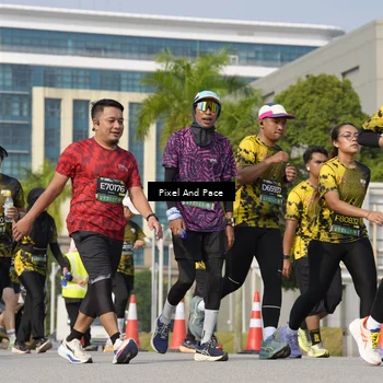 Runner Photo 6494028