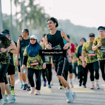 Runner Photo 6494032
