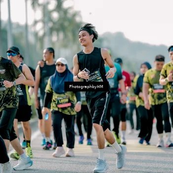 Runner Photo 6494035