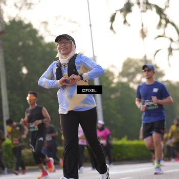 Runner Photo 6494041