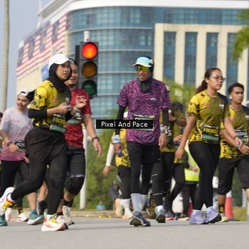 Runner Photo 6494057