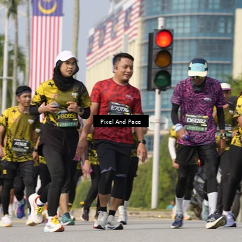 Runner Photo 6494065