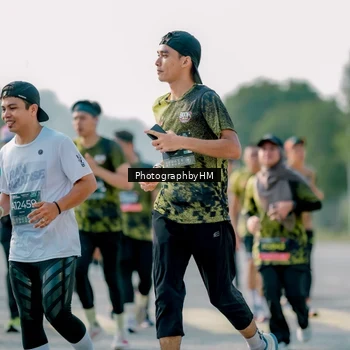Runner Photo 6494074