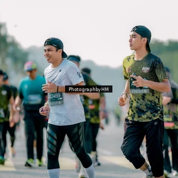 Runner Photo 6494080