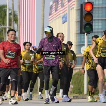 Runner Photo 6494081
