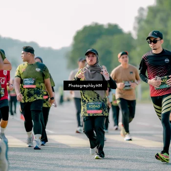 Runner Photo 6494089