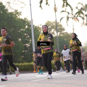 Runner Photo 6494096