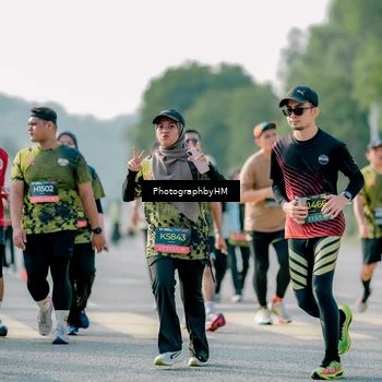 Runner Photo 6494105