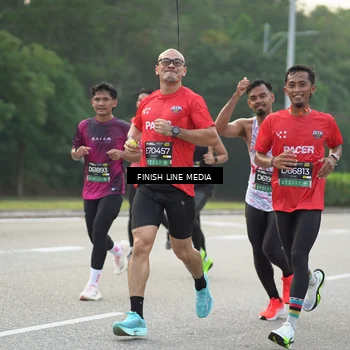 Runner Photo 6494114