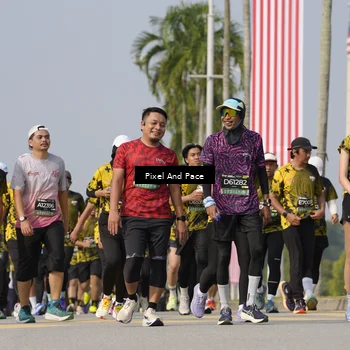 Runner Photo 6494118