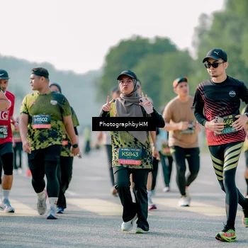 Runner Photo 6494122