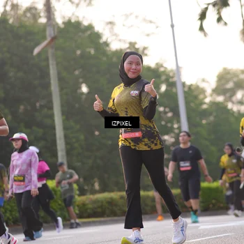 Runner Photo 6494135