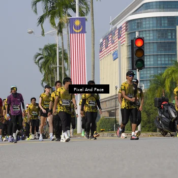 Runner Photo 6494145
