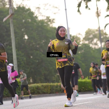 Runner Photo 6494149