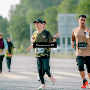 Runner Photo 6494161