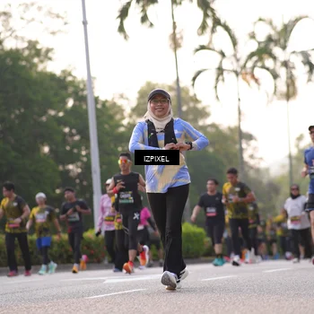 Runner Photo 6494172