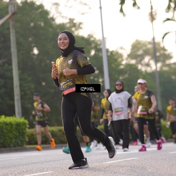 Runner Photo 6494175