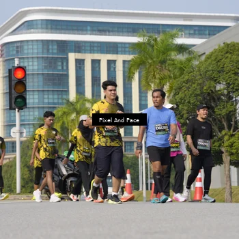 Runner Photo 6494189