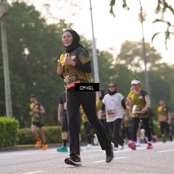 Runner Photo 6494190