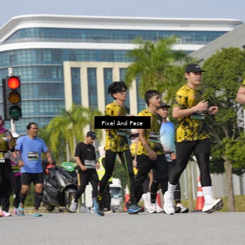 Runner Photo 6494224