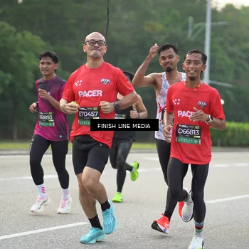 Runner Photo 6494248