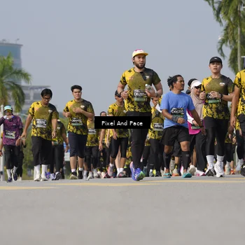 Runner Photo 6494299