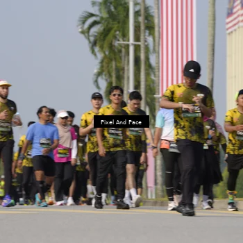 Runner Photo 6494308
