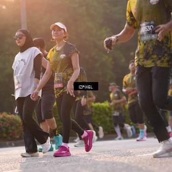 Runner Photo 6494336