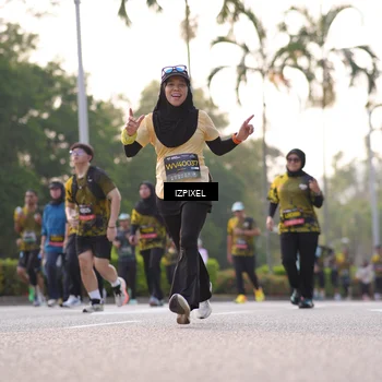 Runner Photo 6494340