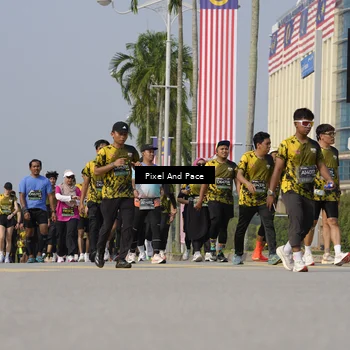 Runner Photo 6494345