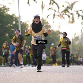 Runner Photo 6494346