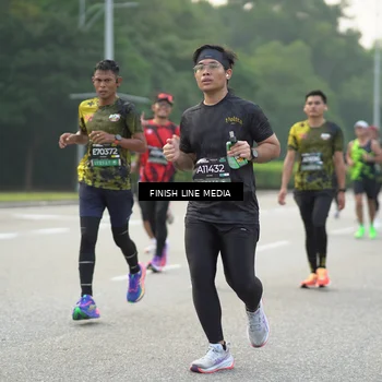 Runner Photo 6494348