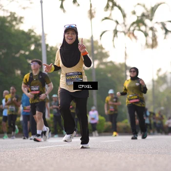 Runner Photo 6494350