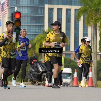 Runner Photo 6494361