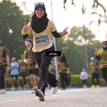 Runner Photo 6494372