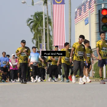 Runner Photo 6494374