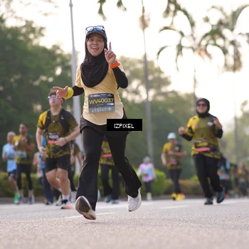 Runner Photo 6494377