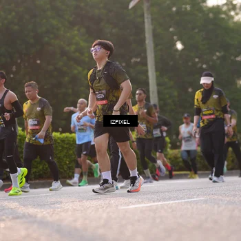 Runner Photo 6494396