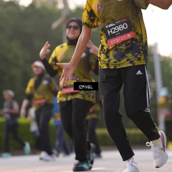 Runner Photo 6494425